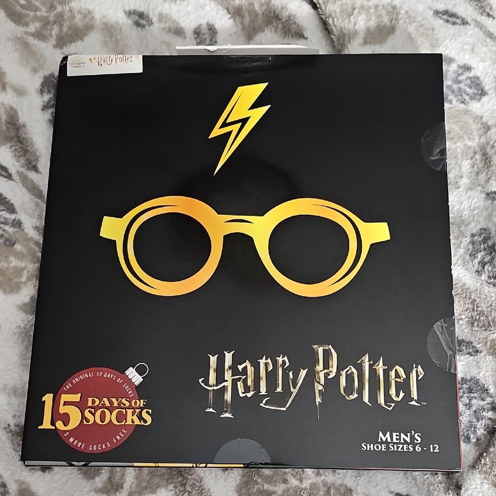 Harry Potter Men's 15 Days of Socks Box Set - NIB